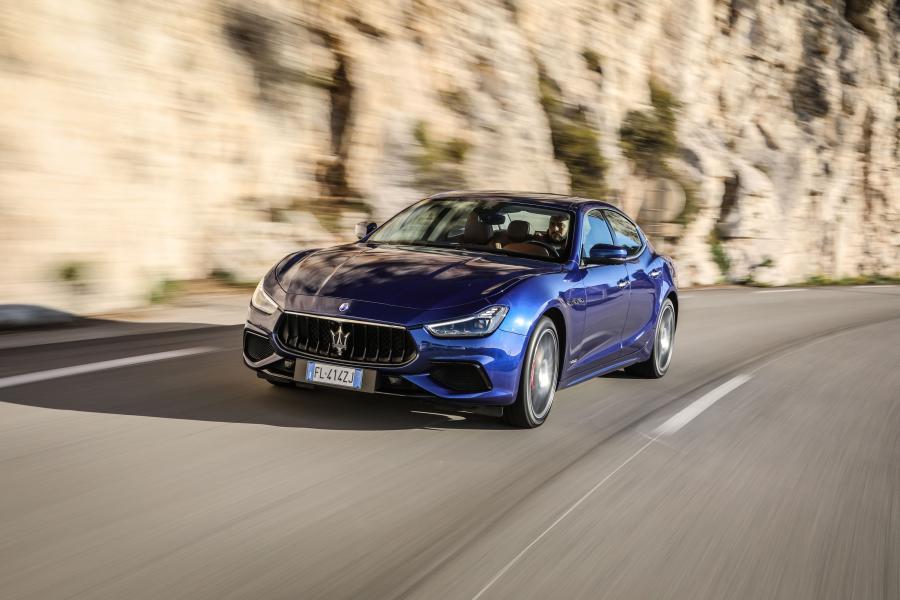  Maserati Ghibli S GranSport 2017 года  (фото 19 из 40)